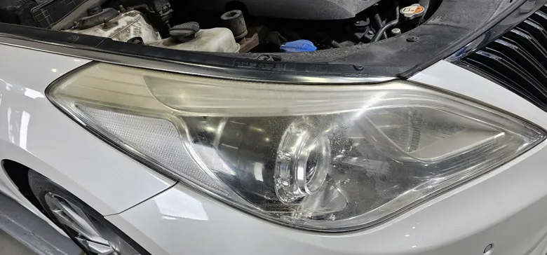 Hyundai Grandeur HGのガラスコーティング事例|費用目安・仕上がり 施工写真 1-3