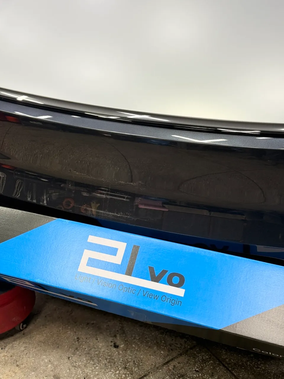 Tesla Model 3 PPF施工事例|カラーチェンジで個性を演出 施工写真 3-1