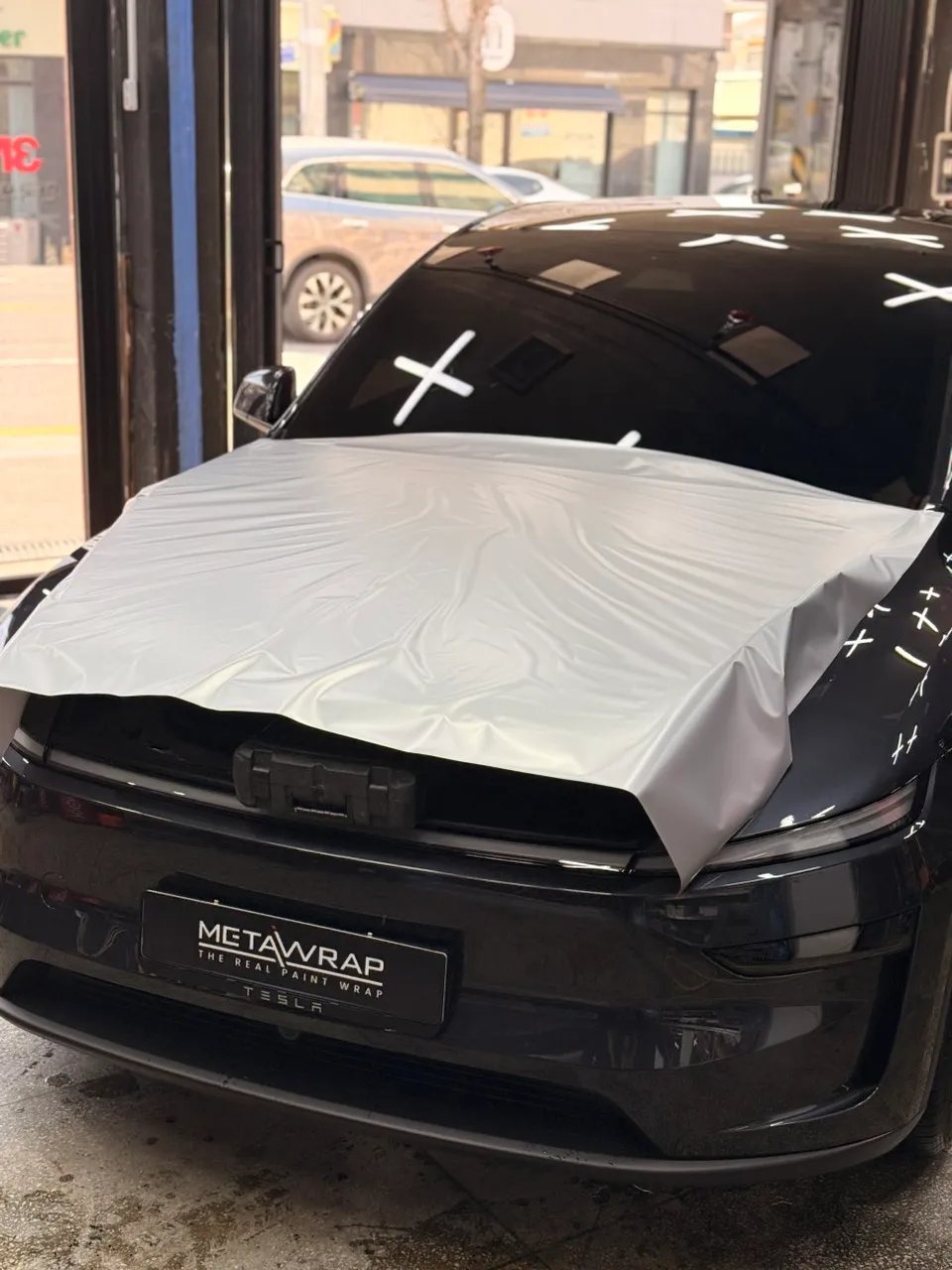 Tesla Model 3 PPF施工事例|カラーチェンジで個性を演出 施工写真 1-2