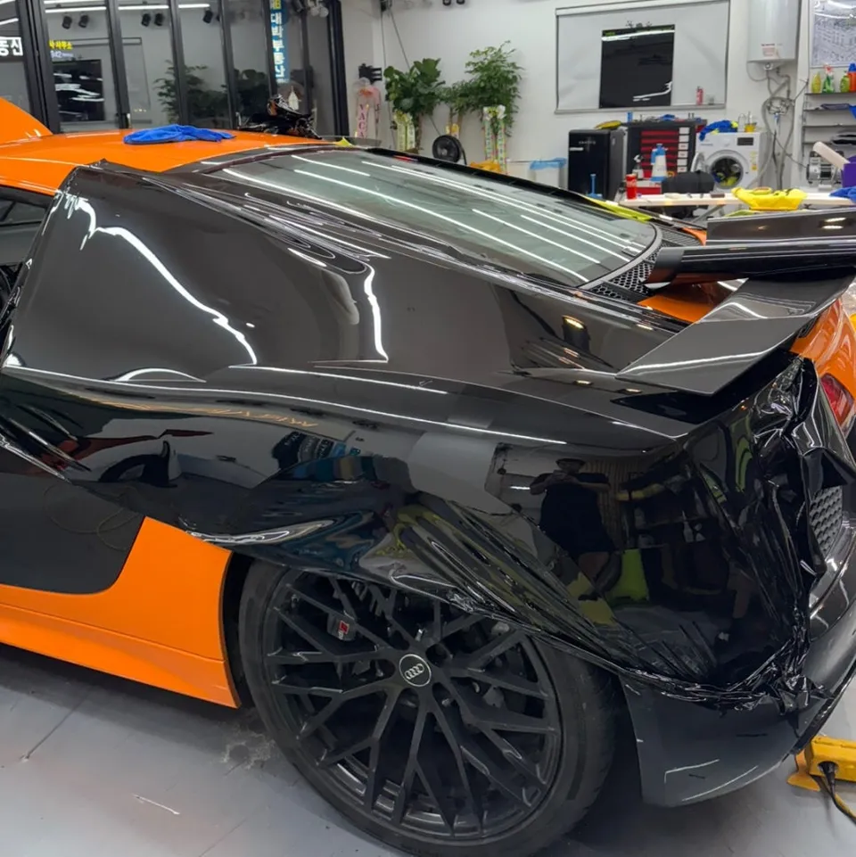 Audi R8のPPF施工事例|費用目安と仕上がり 施工写真 2-3