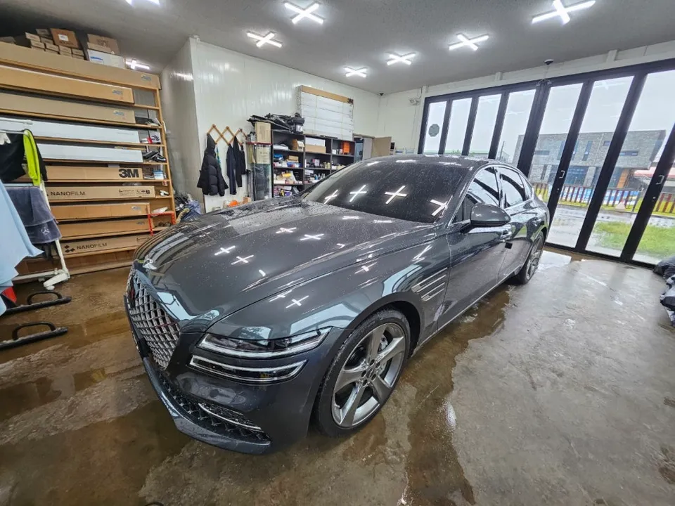 Genesis G80のカーフィルム施工事例|費用目安・仕上がり 施工写真 3-1