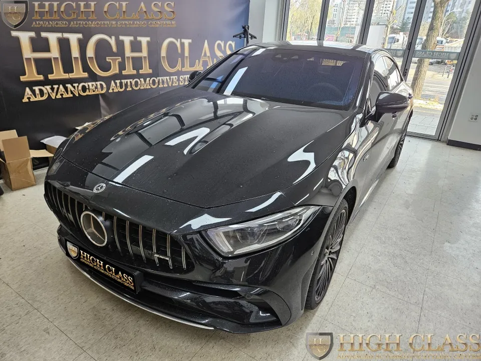 Mercedes-Benz CLS interior customization installation result