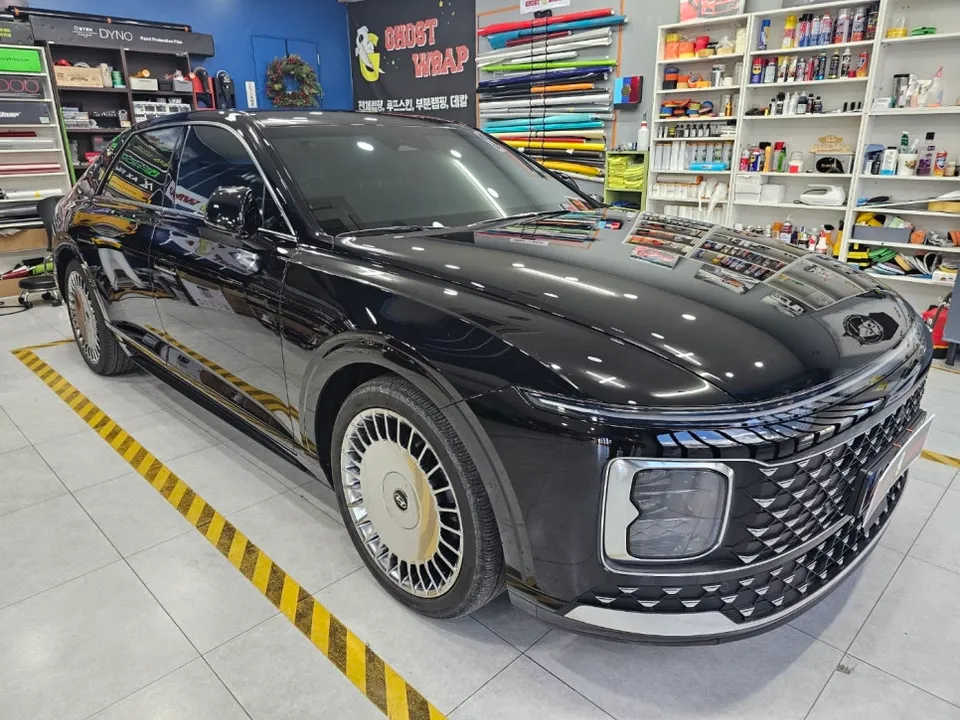 Hyundai Grandeur GN7 vinyl wrap - Hyundai Grandeur GN7 Vinyl Wrap Review — Blackout Transformation photo 3