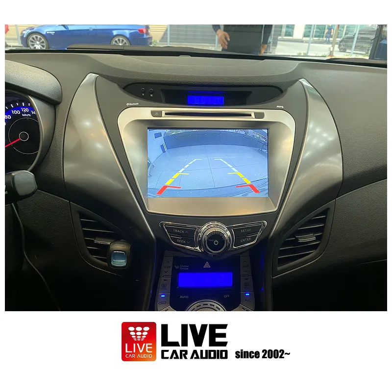 Hyundai Elantra MDのAndroid Auto・CarPlay取付事例 施工写真 3-1