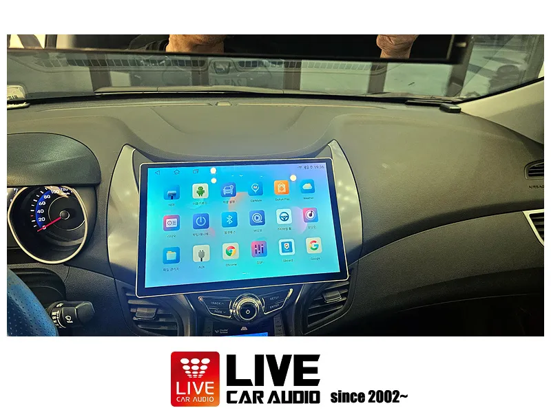 Hyundai Elantra MDのAndroid Auto・CarPlay取付事例 施工写真 1-2