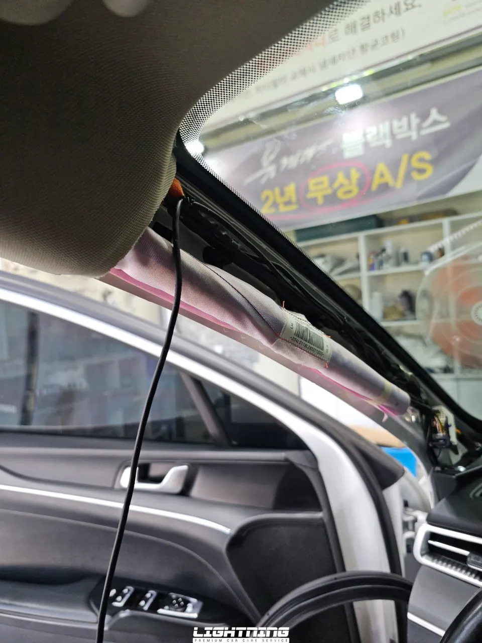 Kia K5のドライブレコーダー取付事例｜費用目安・仕上がり 施工写真 4-1
