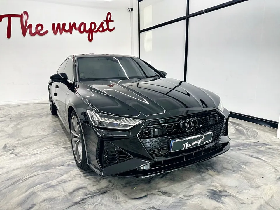 Audi A7のカーラッピング事例｜クロームパーツのブラック化 写真
