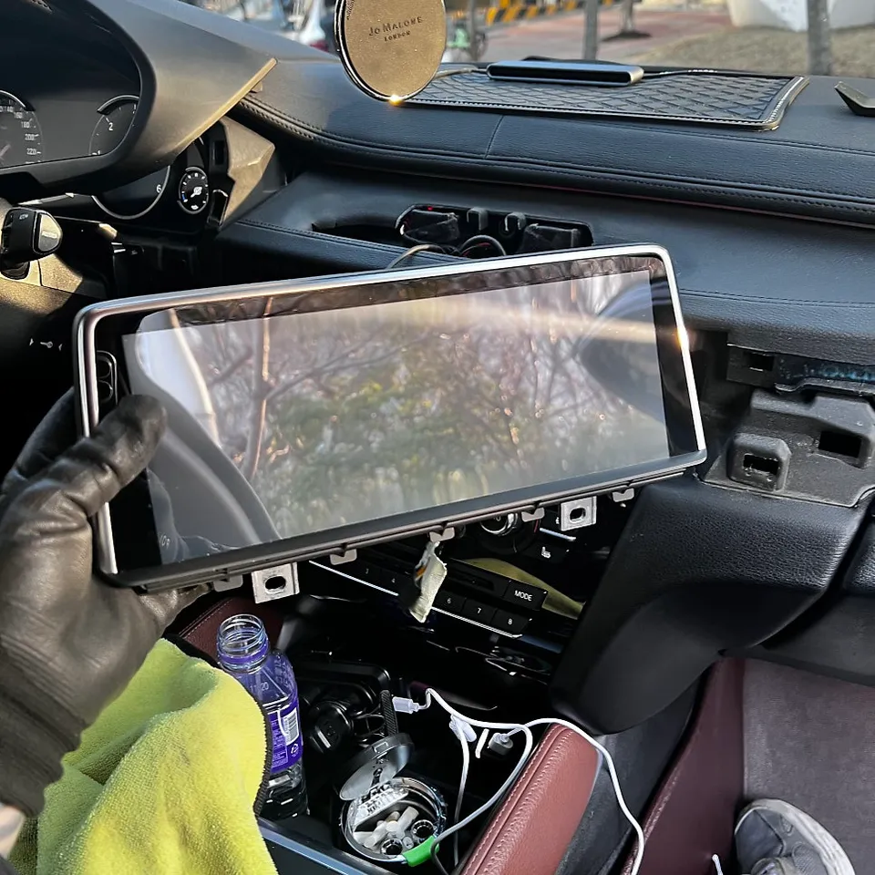 BMW X6 F16 android system - BMW X6 Android Head Unit Upgrade: Visual Impact & Performance photo 4