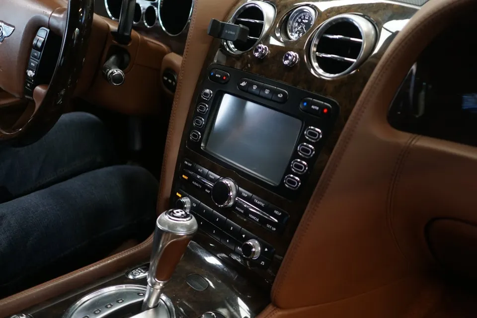 Bentley Flying Spur body kit - Bentley Flying Spur Body Kit Upgrade Review photo 4