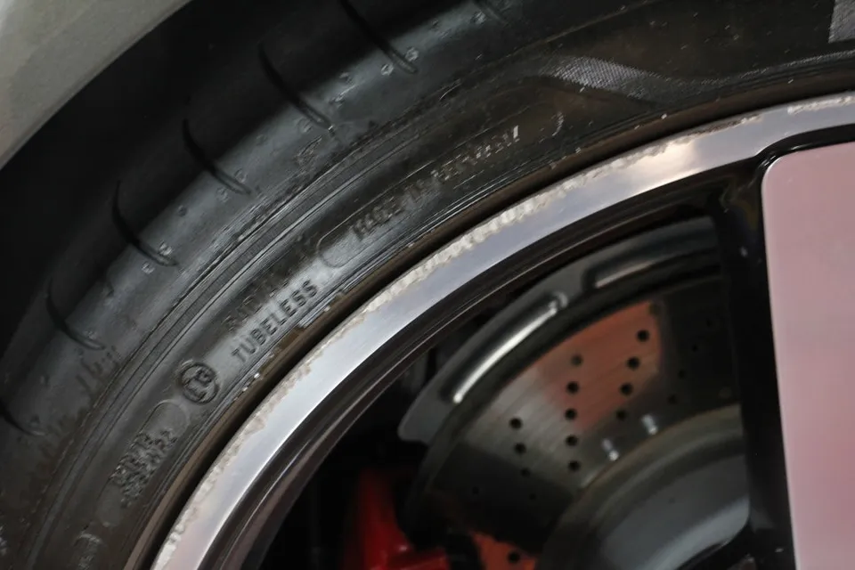 Porsche 911 Targa wheel repair - Porsche 911 Targa Wheel Repair & Painting Review photo 5