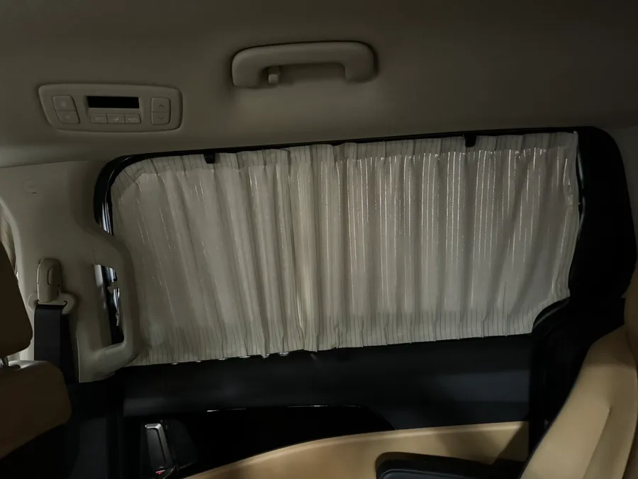Kia Carnival KA4 car accessories - Kia Carnival KA4 Curtain Review — Enhanced Privacy & Comfort photo 4