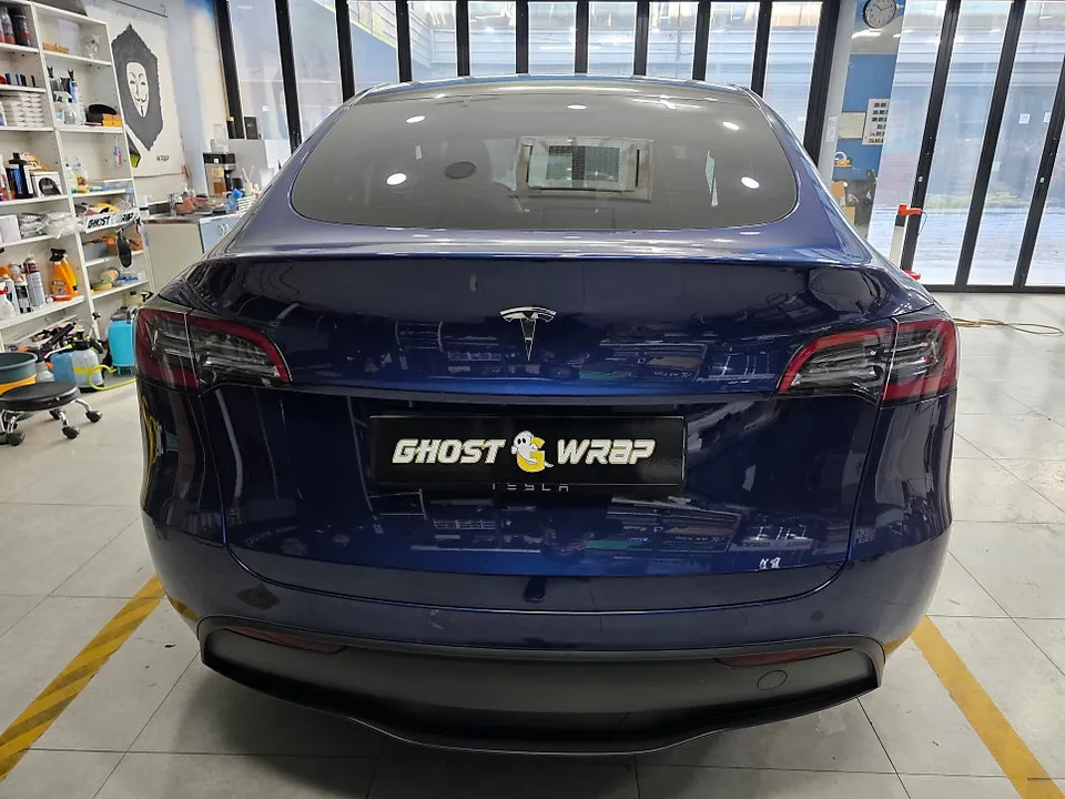 Tesla Model Y ambient lighting - Tesla Model Y Ambient Lighting Review: Before & After photo 6