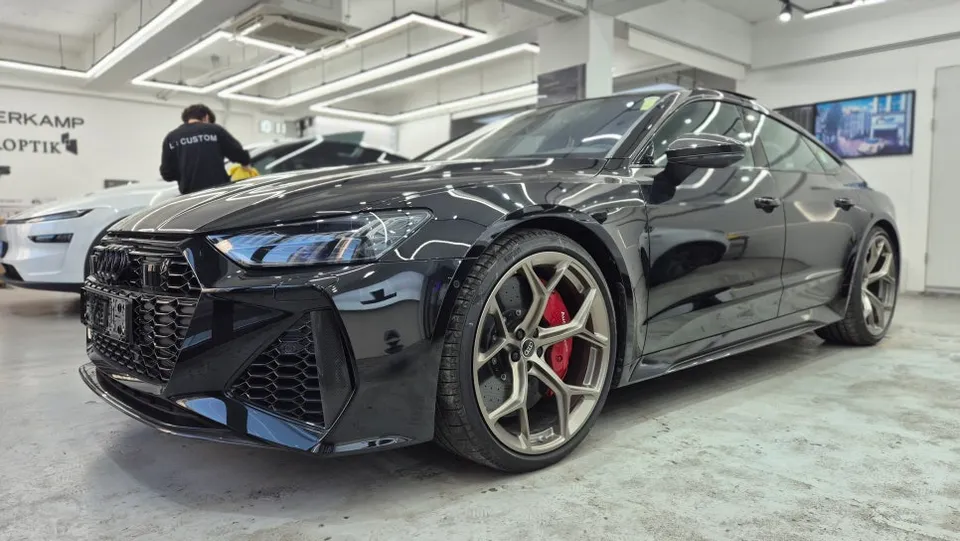 Audi RS ppf - Audi RS7 PPF Review: Ultimate Protection with XPEL XR+ photo 4