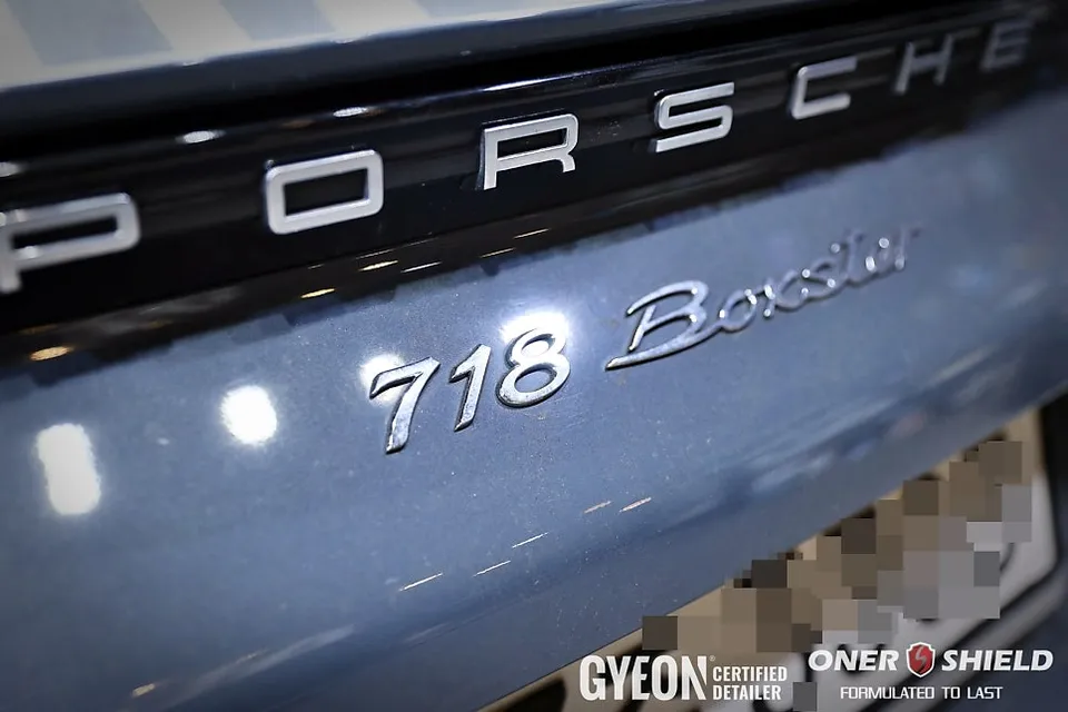 Porsche 718 Boxsterのガラスコーティング事例 施工写真 1-1