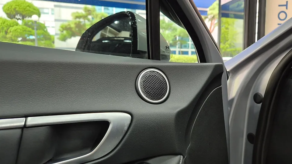 Hyundai Sonata DN8 seat ventilation - Hyundai Sonata DN8 Seat Climate Upgrade Review photo 3