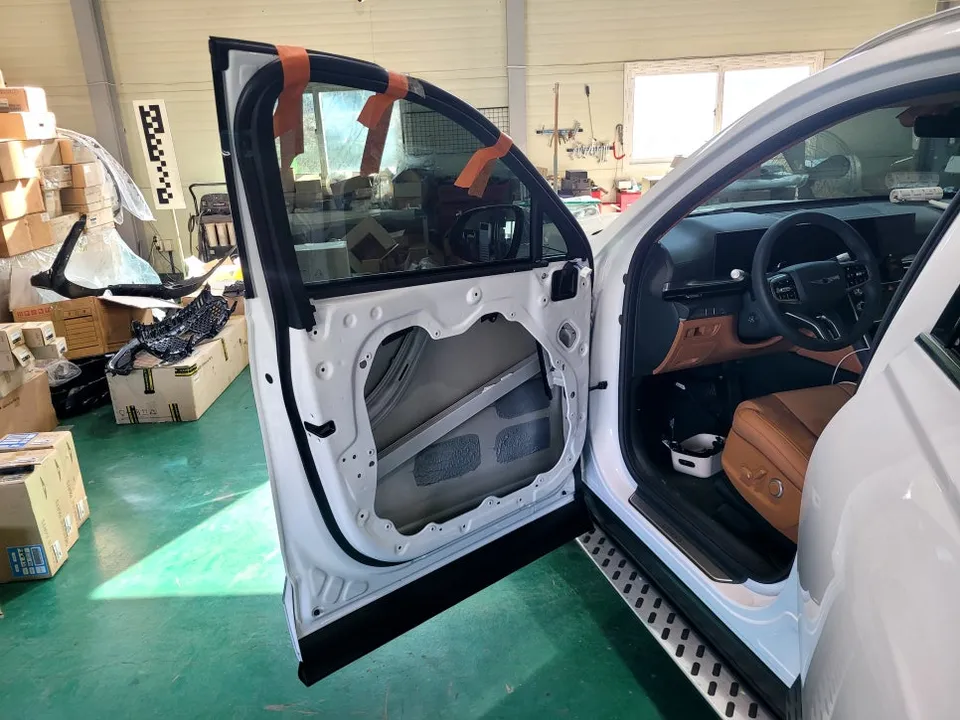 Genesis GV80 oem options - Genesis GV80 Factory Option Soft Close Doors Review photo 4