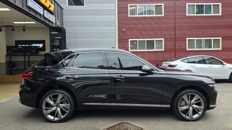 Genesis GV70 new car package - Genesis GV70 New Car Package Review: Vertex Tint & PPF photo 7