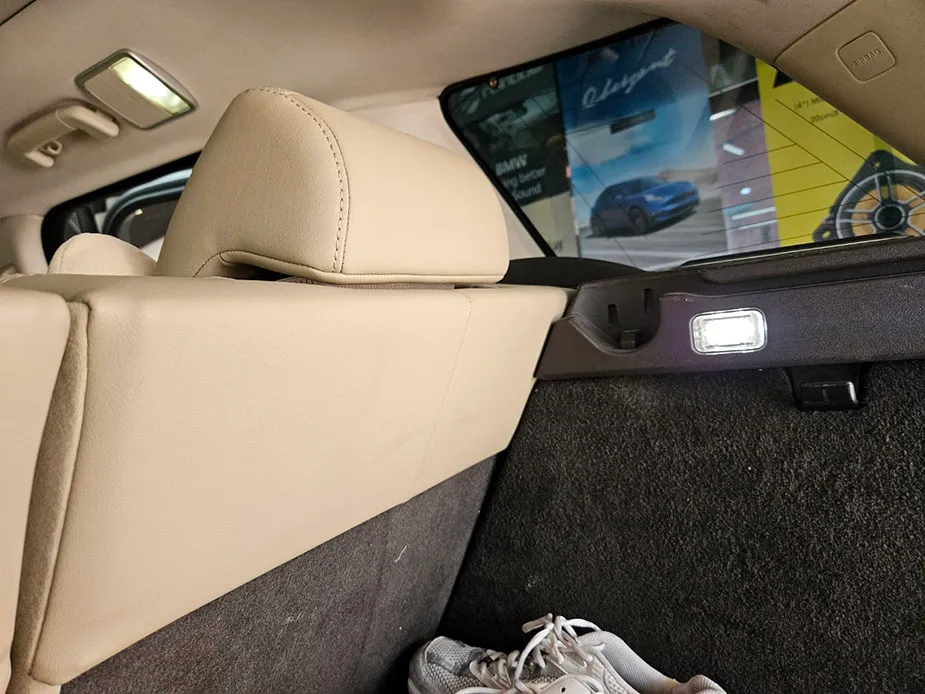 Land Rover Range Rover interior customization - Land Rover Range Rover 2nd Row Reclining Review — Enhanced Comfor photo 5
