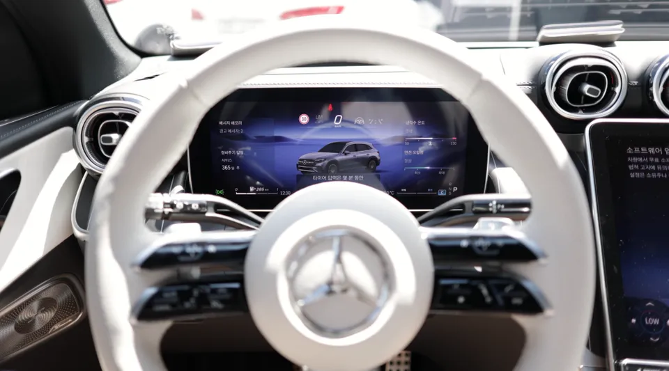 Mercedes-Benz GLC X254 steering wheel installation result