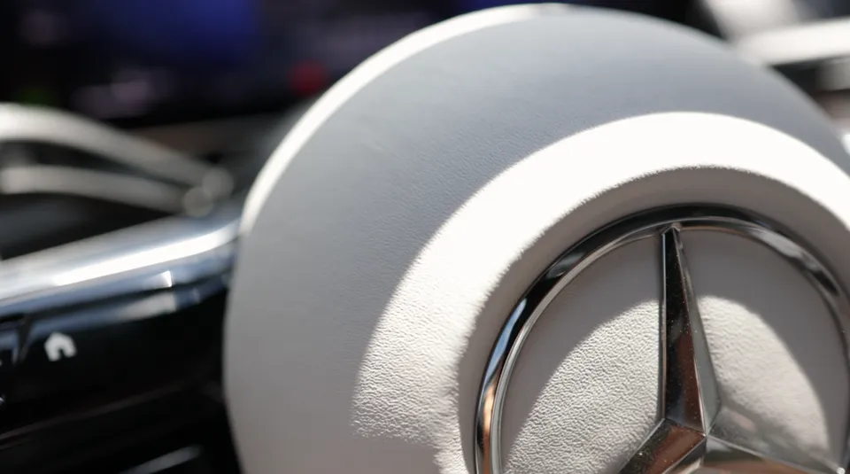 Mercedes-Benz GLC X254 steering wheel - Mercedes-Benz GLC X254 Steering Wheel Customization Review photo 7