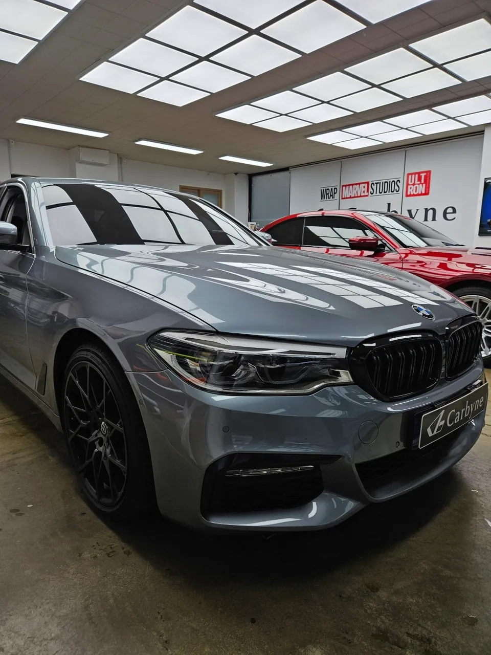 BMW 5 Series G30のカーラッピング事例 施工写真 2