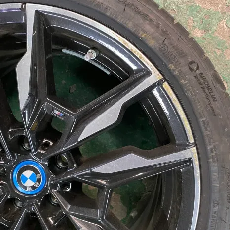 BMW i4 wheel repair - BMW i4 Wheel Repair & Refinishing Review — Premium Restoration photo 3