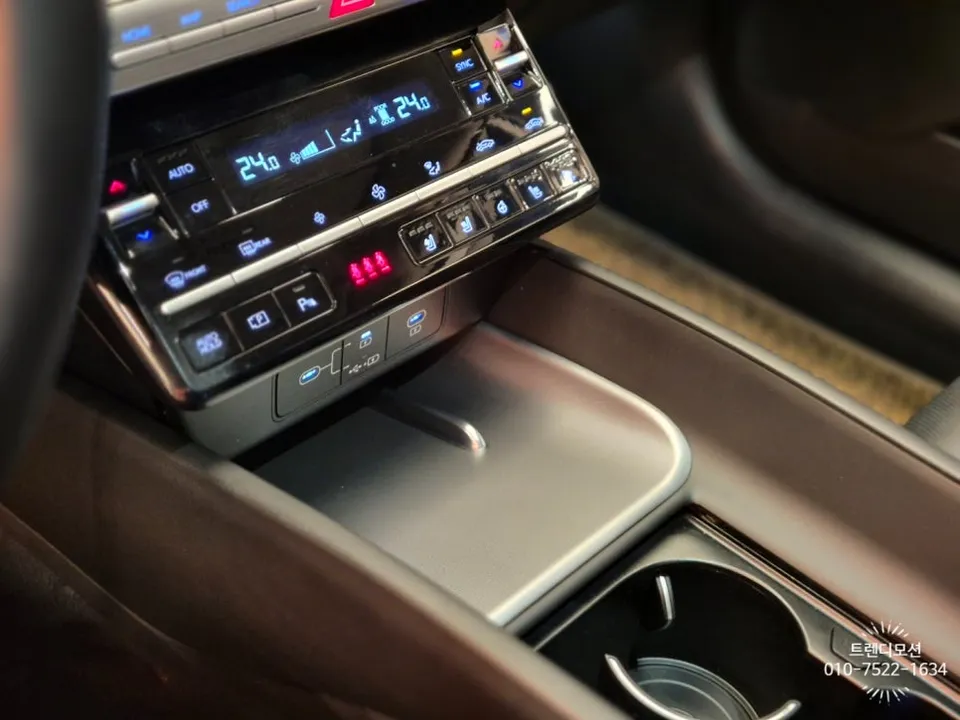 Hyundai Grandeur GN7 ambient lighting - Hyundai Grandeur GN7 Ambient Lighting Review: Cost & Results photo 6