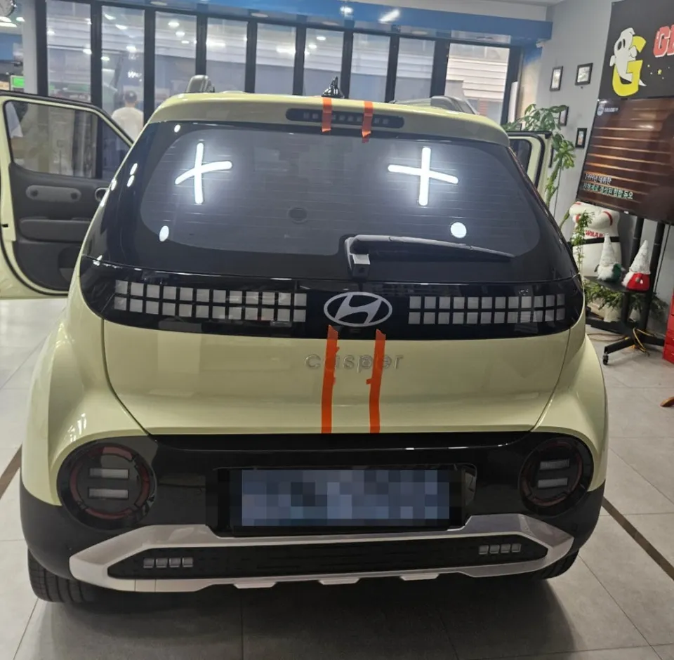 Hyundai Casperのカーラッピング事例|費用目安・仕上がり 施工写真 1-3