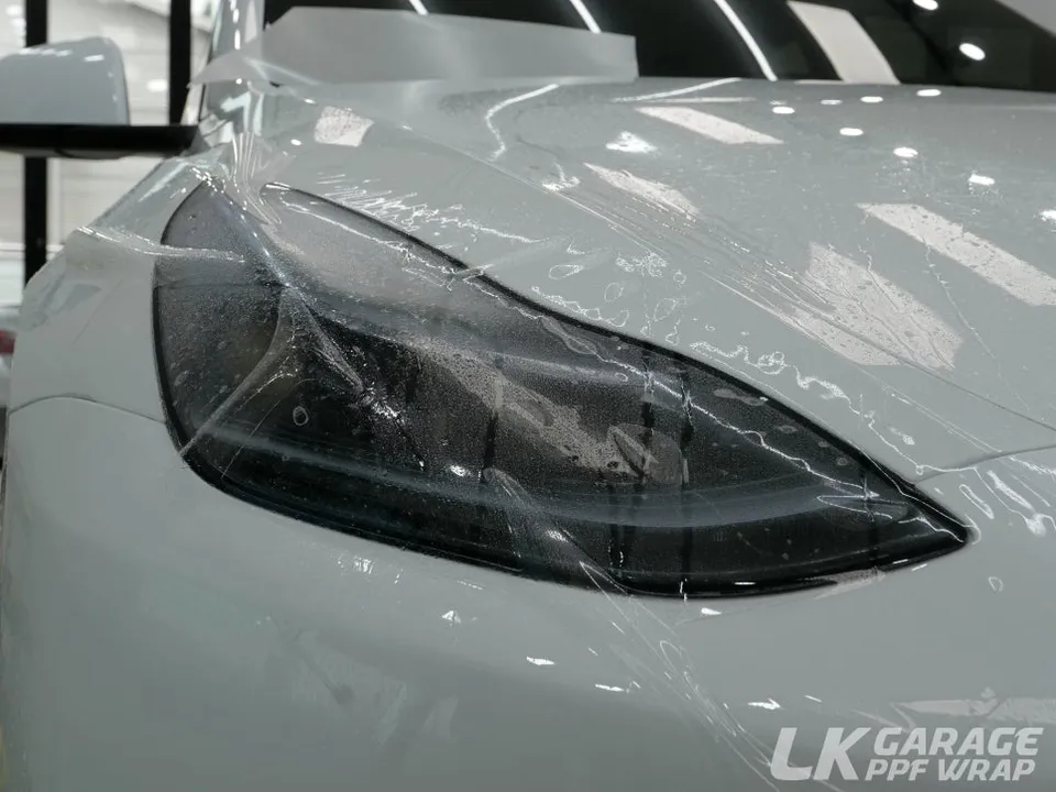 Tesla Model YのPPF施工事例|費用目安と仕上がり 施工写真 1-3