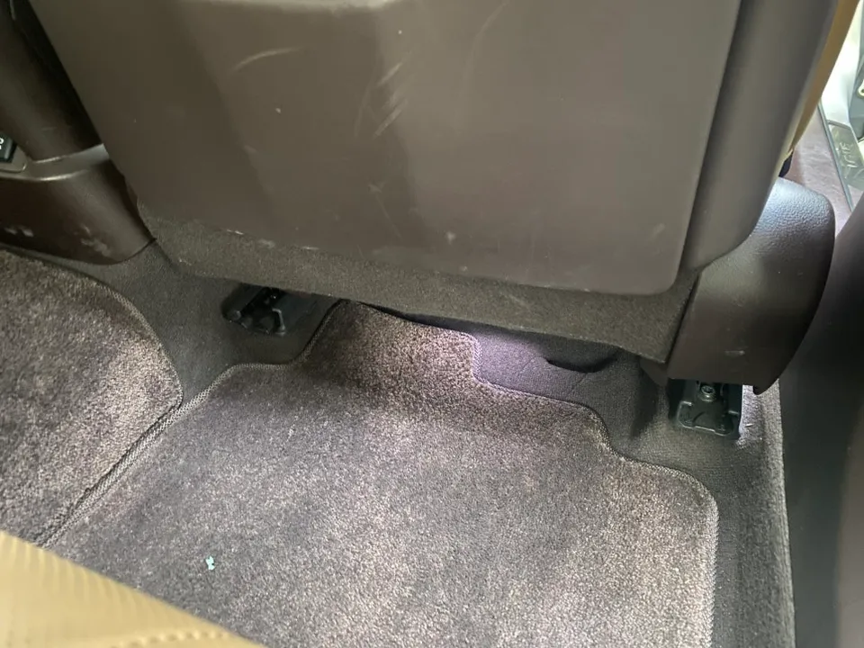 Lexus ES300h dash cam - Lexus ES300h Dash Cam Installation Review photo 3