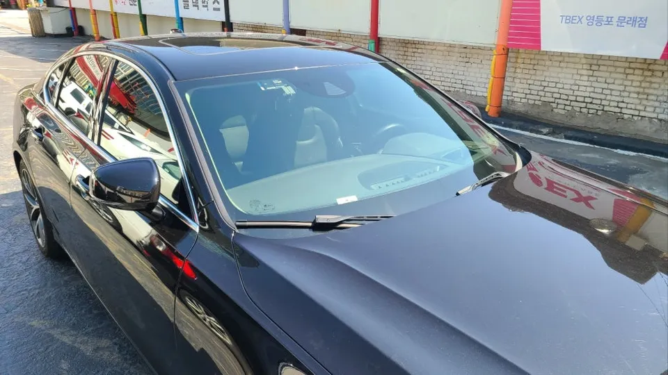Volvo S90 Window Tinting Review: Enhanced Privacy & Heat Rejectio photo 2
