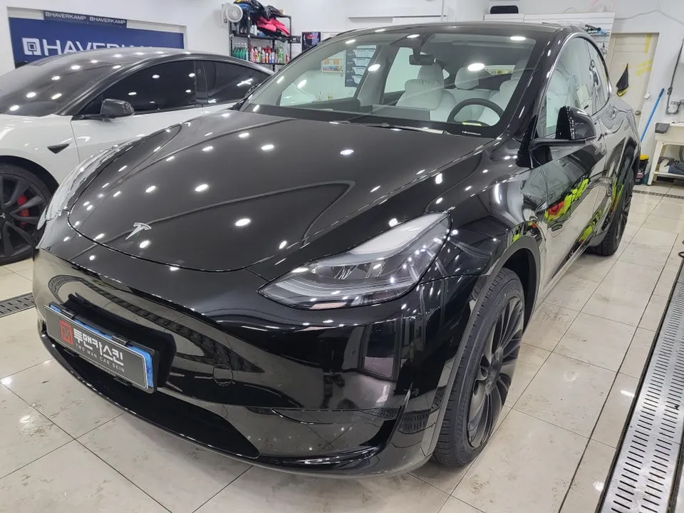 Tesla Model Y PPF施工事例|費用目安・仕上がり 施工写真 3