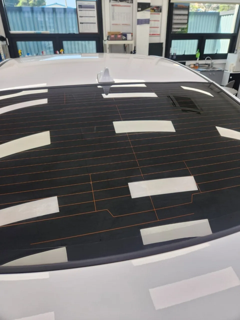 Hyundai Elantraのカーフィルム再施工事例|費用目安・仕上がり 施工写真 3-2