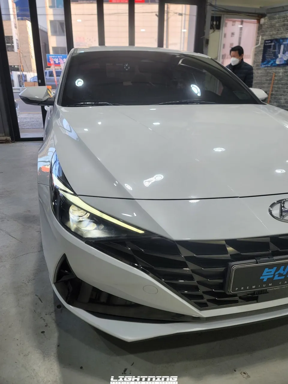 Hyundai Elantraのカーフィルム施工事例｜費用目安・仕上がり 施工写真 3-3