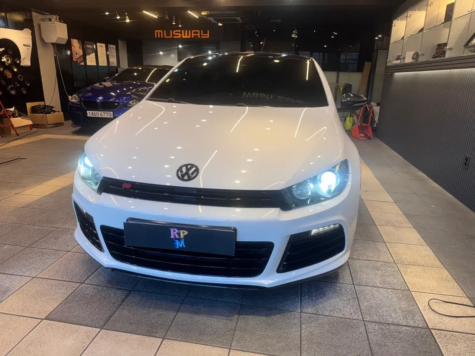 Volkswagen Scirocco car audio installation result