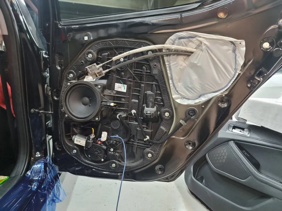 Kia K5のカーオーディオ施工事例 施工写真 4-2