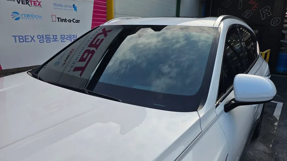 Genesis GV80 カーフィルム施工事例｜費用目安と仕上がり 施工写真 4