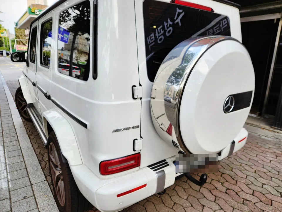Mercedes-Benz G-Wagonのカーフィルム施工事例｜費用目安・仕上がり 写真