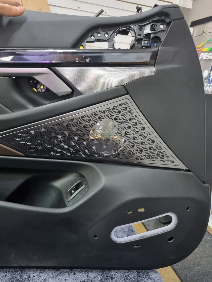 BMW 5 Series G60 ambient lighting installation result