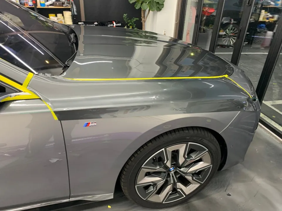 BMW 7 Seriesのガラスコーティング事例|費用目安・仕上がり 施工写真 2-2
