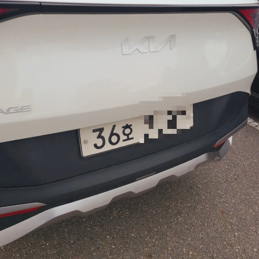 Kia Sportageのドラレコ取付事例|費用目安と仕上がり 施工写真 1-1