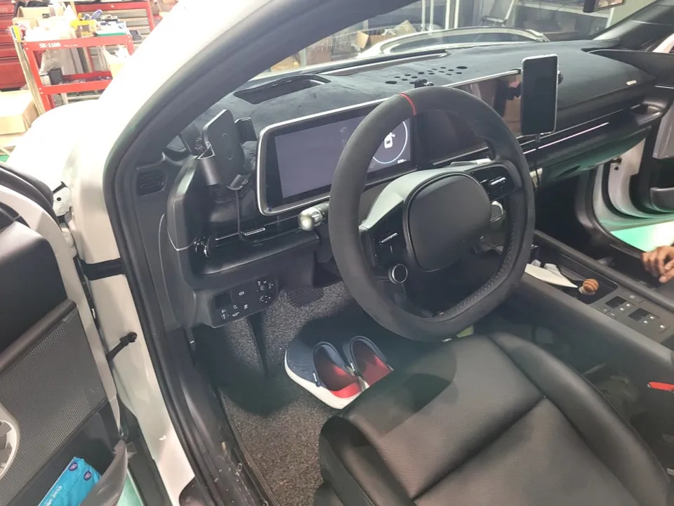 Hyundai IONIQ 6 Around View Monitor Review — Enhanced Parking photo 2