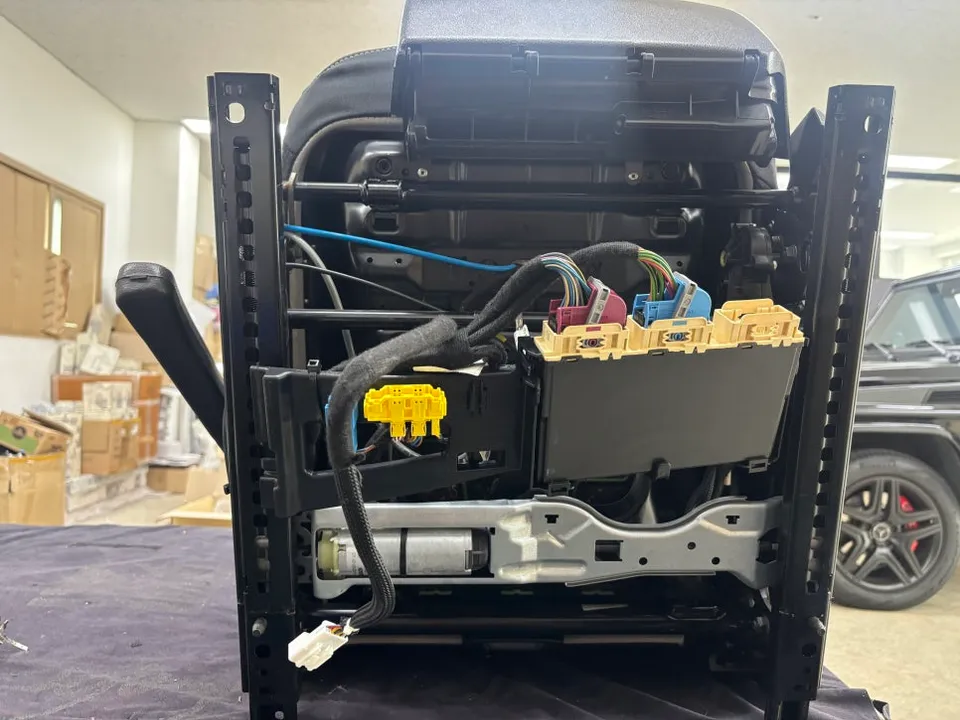 Mercedes-Benz G-Wagon seat ventilation - Mercedes-Benz G-Wagon Ventilated Seats Review: Cost & Results photo 5