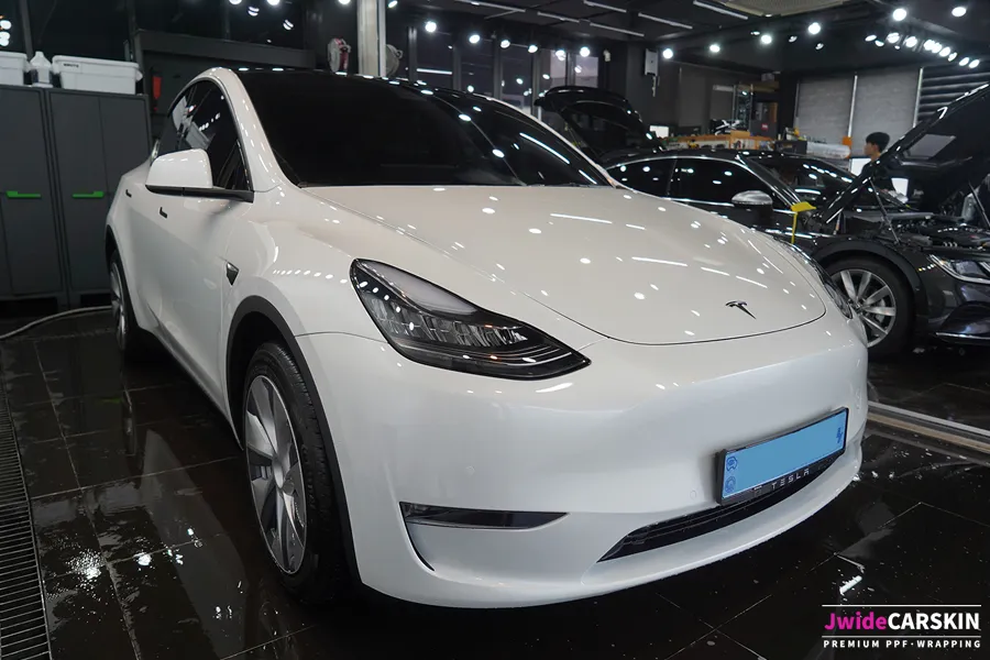 Tesla Model Y Satin Black Vinyl Wrap Review — Premium Finish photo 2