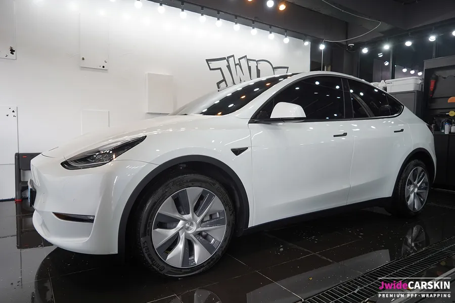 Tesla Model Y vinyl wrap - Tesla Model Y Satin Black Vinyl Wrap Review — Premium Finish photo 3