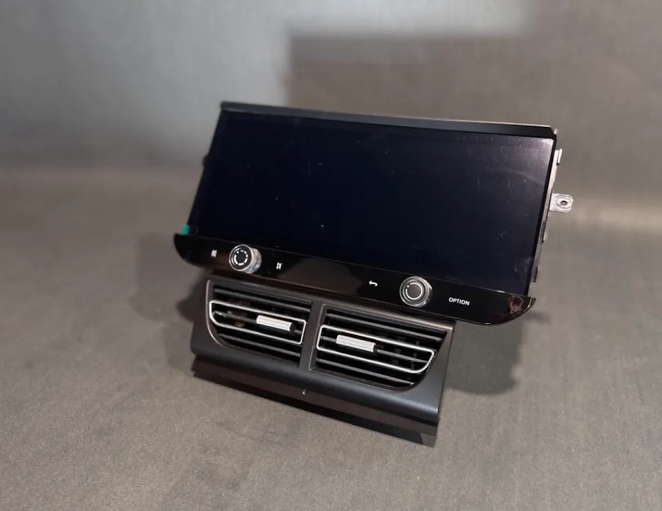 Porsche Macan android head unit - Porsche Macan Android Head Unit Install — PCM Upgrade Review photo 4