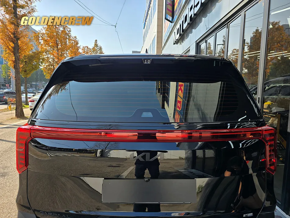 Kia Carnival KA4のカーフィルム施工事例|費用目安・仕上がり 施工写真 1-1