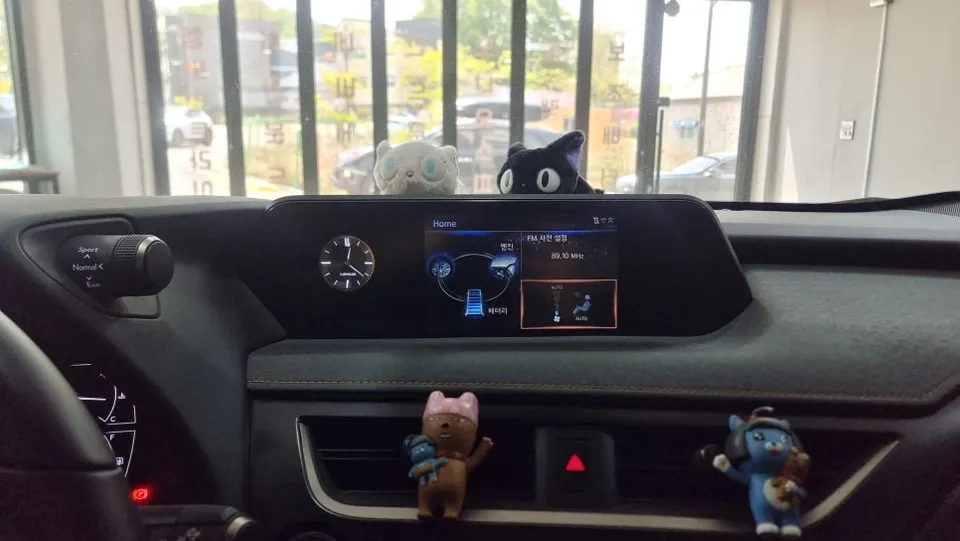 Lexus UX android head unit - Lexus UX Android Head Unit Review: Bigger Screen Upgrade photo 3