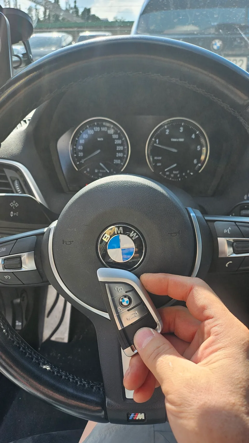 BMW 1 Series F20 oem options installation result