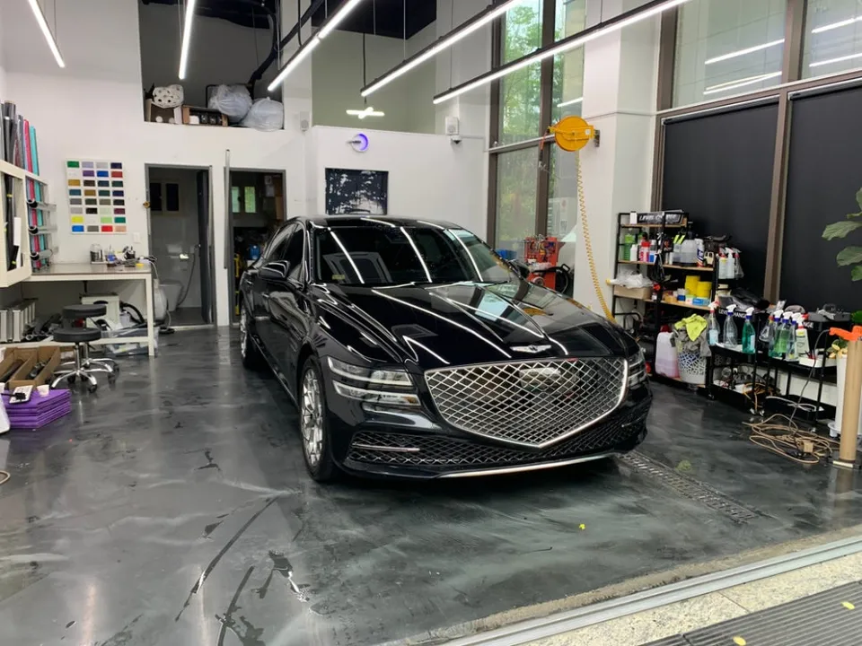 Genesis G80 Vinyl Wrap Review: Avery Satin Blackrock Gray Metalli photo 2